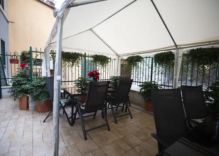 Flatinrome Trastevere Deluxe 3* Ρώμη