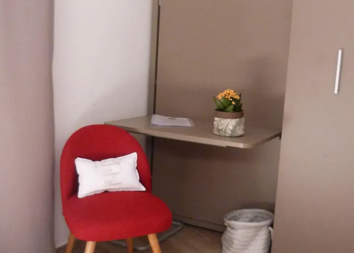 Flatinrome Trastevere Deluxe Отель