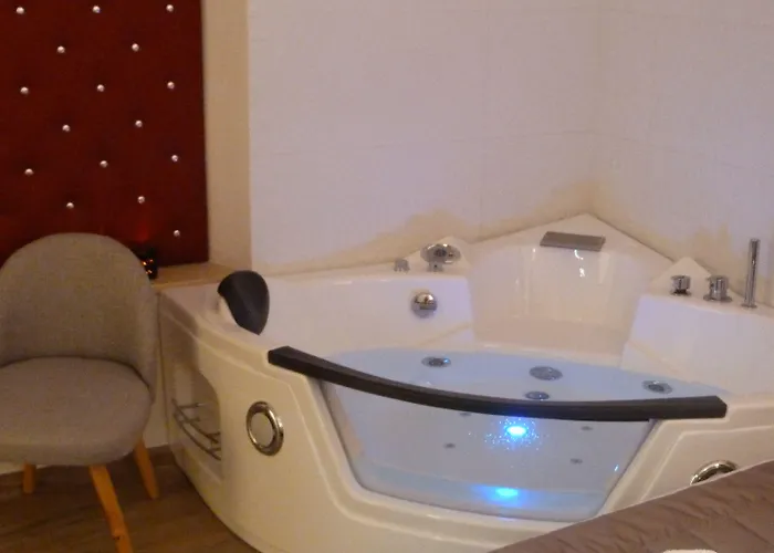 Отель Flatinrome Trastevere Deluxe 3*