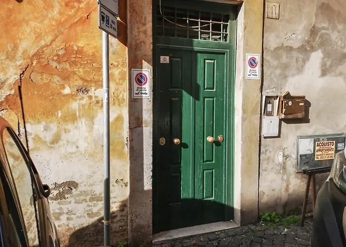 Flatinrome Trastevere Deluxe 3*
