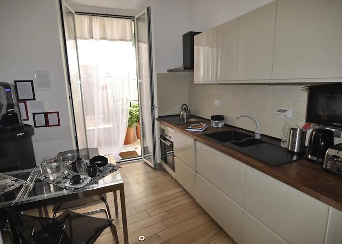 Flatinrome Trastevere Deluxe Отель 3*